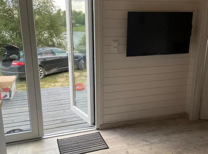 Nad Jeziorem Kamien *