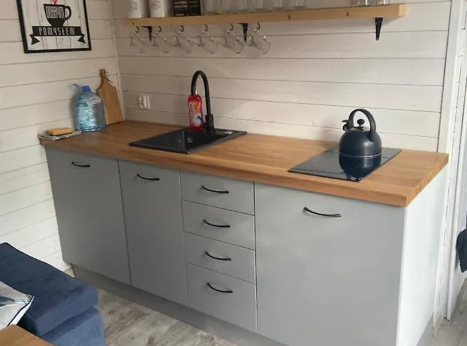 Nad Jeziorem Kamien Camping